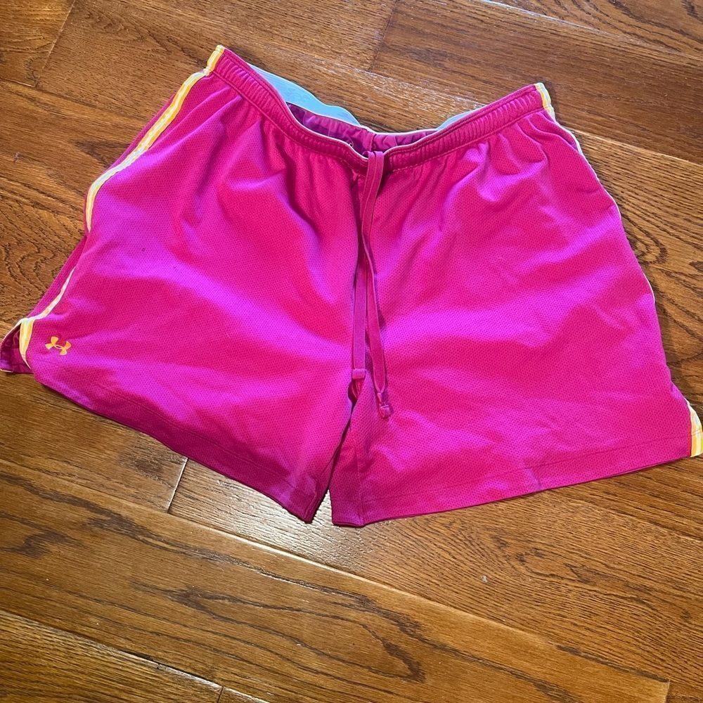 Under Armour size XL fuchsia color elastic band shorts